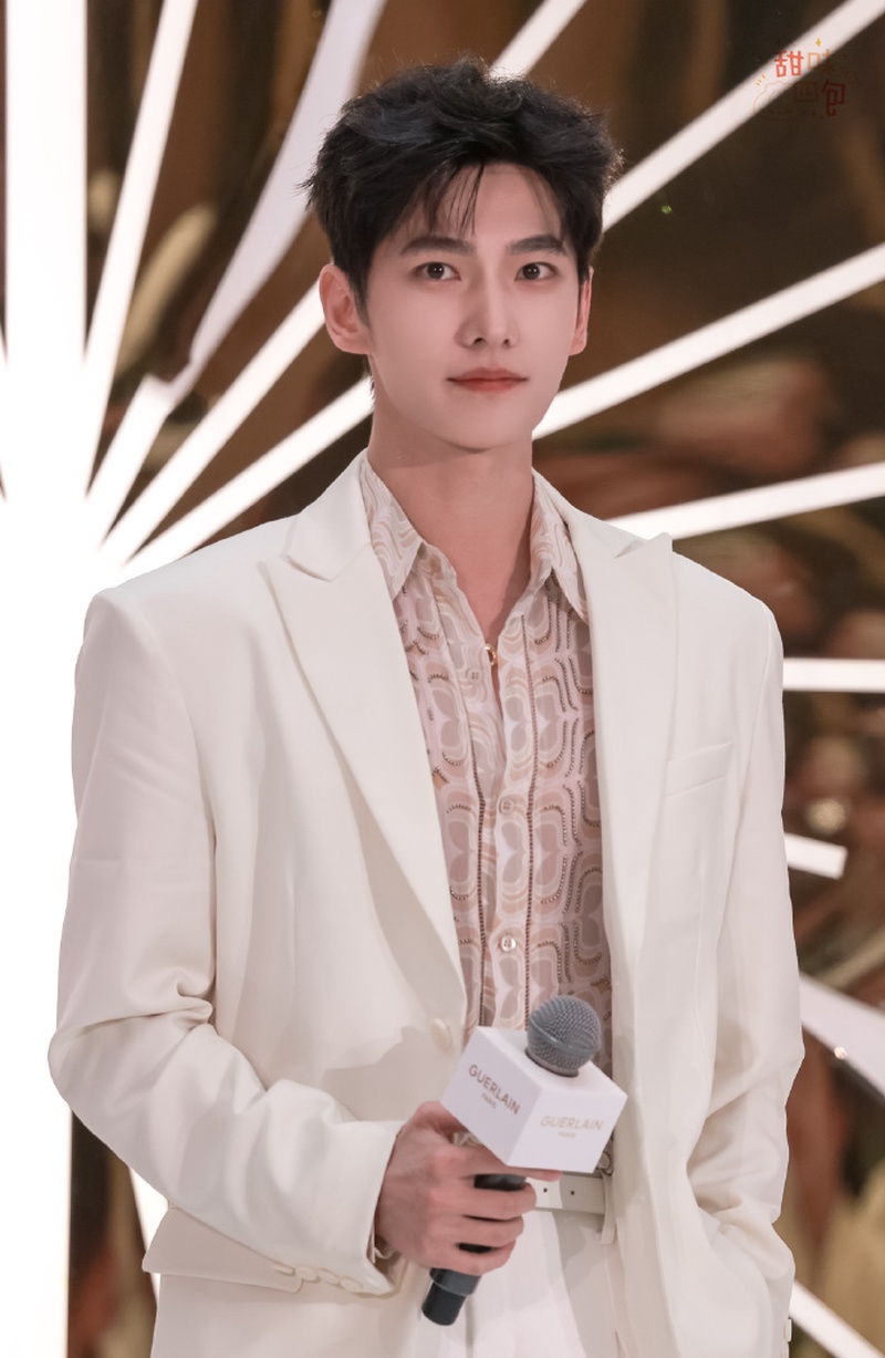 杨洋